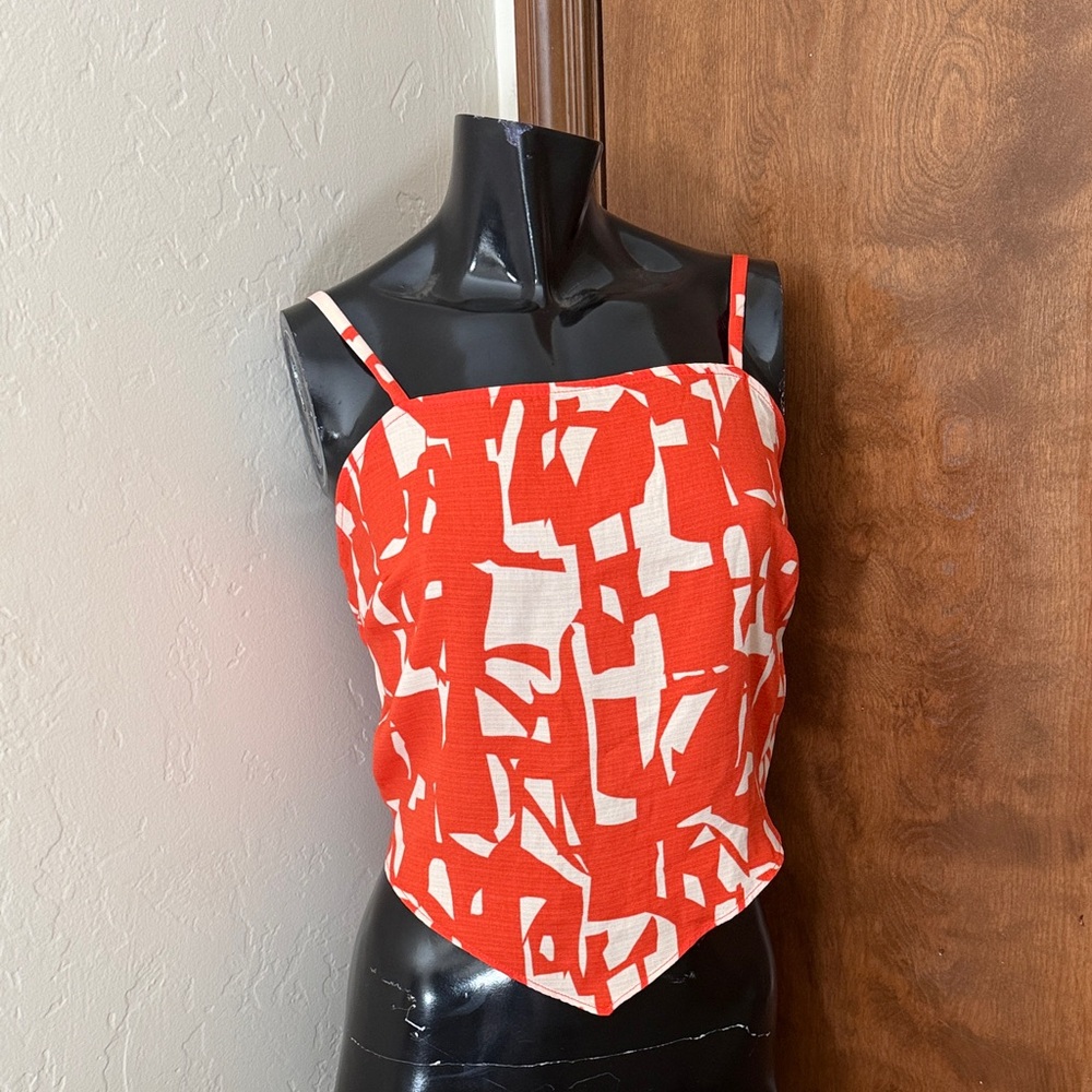 Bwear orange and White Abstract Crop Top